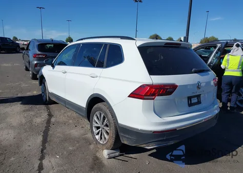 2018 Volkswagen Tiguan 2.0T Se/2.0T Sel z USA, uszkodzony, nr VIN 3VV3B7AX2JM091655